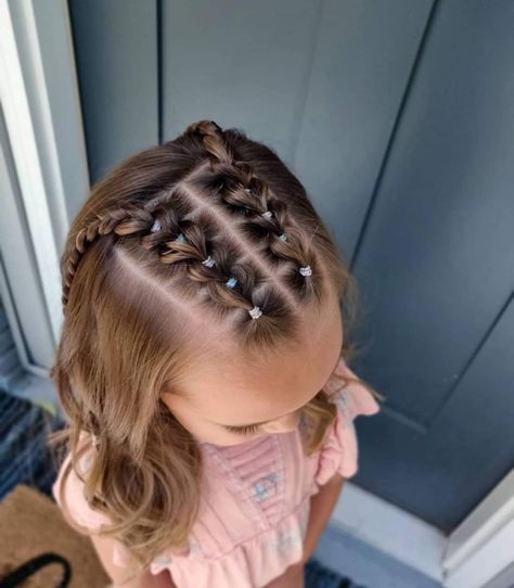 Toddler Hairstyles Girl Fine Hair, Baby Girl Hairstyles Curly, Easy Toddler Hairstyles, Membentuk Alis, Cute Toddler Hairstyles, Girly Hairstyles, Easy Little Girl Hairstyles, Girl Hair Dos, Lil Girl Hairstyles