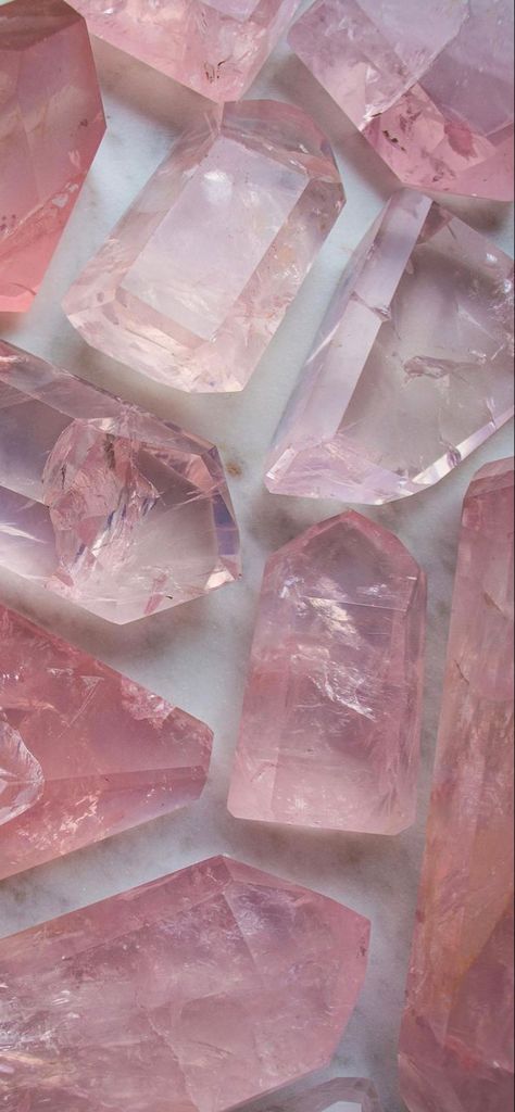 Rose Quartz Wallpaper Iphone, Rose Quartz Wallpaper, Quartz Wallpaper, Background Homescreen, Carcase Iphone, Crystal Background, Peaceful Mind, Exit Sign, Crystal Aesthetic