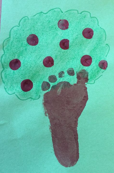 Foot Print Apple Tree Tree Crafts For Infants, Tree Footprint Craft, Apple Feet Print, September Baby Footprint Art, Hand Print Apple Tree, Nicu Footprint Craft Fall, Footprint Tree, Nanny Job, Preschool September