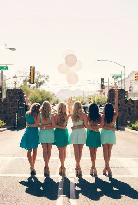 #sororitysweehearts #gammaphibeta #arizona Birthday Photoshoot With Friends, Photoshoot With Friends, Sorority Photoshoot, Sorority Pictures, Make A Photo Book, Sweet 16 Photos, Sorority Girl, Prom Photos, Bff Goals