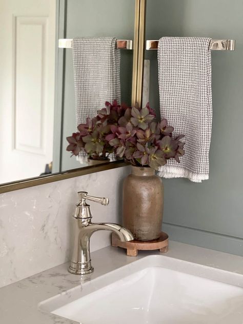 My modern organic bathroom design is highly impacted by mix metal finishes! Learn how to mix metals in bathroom finishes with 3 simple tips. #fromhousetohaven #bathroomdesign #mixedmetals #bathroomfinishes #bathroomdecor #guestbath #masterbath Silver Accents Bathroom, Bathroom Chrome, Polished Nickel And Gold Bathroom, Mixed Metals Bathroom Chrome And Black, Polished Chrome And Brass Bathroom, Chrome And Bronze Bathroom, Brushed Nickel And Brass Bathroom, How To Mix Metals In Bathroom, Bathroom Hardware Ideas