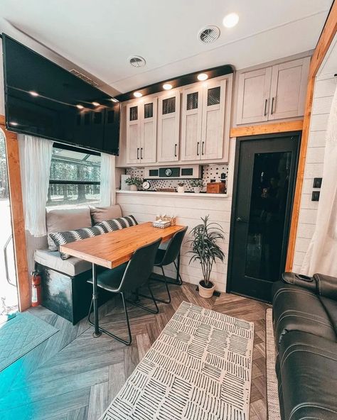 20 Skinny Dining Tables To Fit Those Small RV Spaces – Love That RV Toy Hauler Renovation, Toy Hauler Remodel, Casita Camper, Antique Kitchen Table, Rv Interior Remodel, Camper Reno, Camper Interior Design, Camper Trailer Remodel, Storage Bench Seating