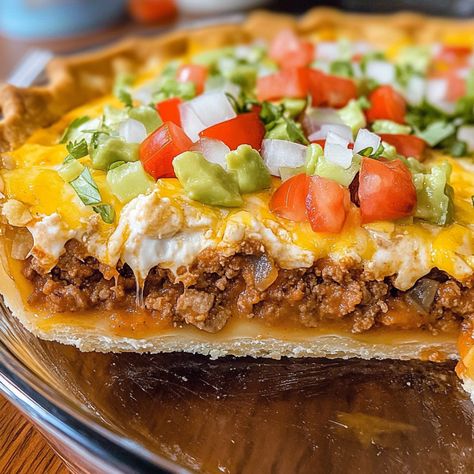 Taco Pie – Full Recipe Taco Pie Recipes, Dinner Casserole Recipes, Taco Pie, Mini Tacos, Crowd Pleasing Recipes, Healthy Tacos, Taco Sauce, Appetizers Recipes, Tex Mex Recipes