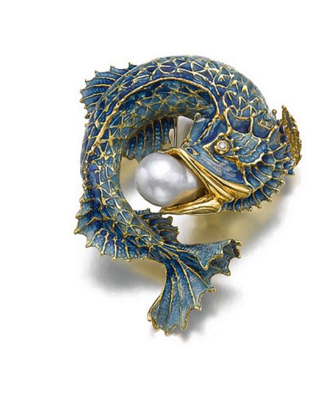 Bijoux Art Deco, Fish Brooch, Bijoux Art Nouveau, Iridescent Blue, Art Nouveau Jewelry, Diamond Brooch, Deco Jewelry, Sea Glass Jewelry, Gold Enamel