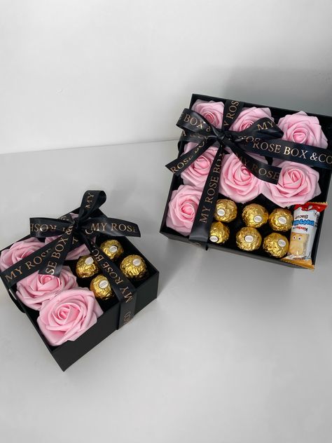 Box Flowers Gift Ideas, Gifts To Students, Boyfriend Valentine Gifts, Valentine Gifts For Boyfriend, Bouquet Business, Luxury Roses, Chocolate Bouquet Diy, Candy Bouquet Diy, Valentine Gift Baskets