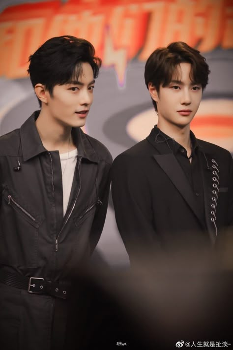 Yizhan Photo, Wang Yibo X Xiao Zhan, Wang Yibo And Xiao Zhan, The Untamed Yizhan, Yibo And Xiao Zhan, Untamed Quotes, Xiao Zhan And Wang Yibo, Actors Funny, Haikyuu Volleyball