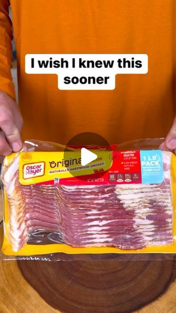 Bacon Hacks, Lite Snacks, Bacon Recipes For Dinner, Kitchen Hacks Cooking, Clever Kitchen Hacks, Saved Videos, Kitchen Hacks Food, Amazing Food Hacks, Breakfast Meat