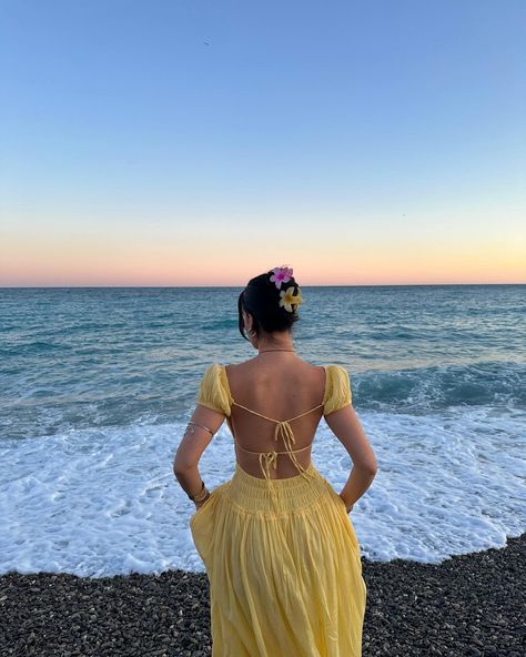 twirling under cotton candy skies 🥹💘🌊✨🎀💅🏼 Cotton Candy Skies, Cotton Candy Sky, Beach Photography Poses, Feminine Aesthetic, European Summer, Female Poses, Insta Photo Ideas, Beach Hair, Swimwear Outfit