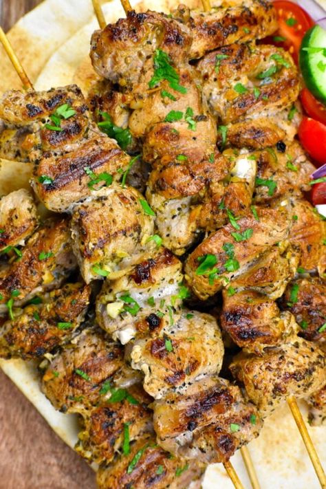 Pork Souvlaki, Greek Pork, Flank Steak Fajitas, Recipes Using Pork, Greek Lemon Rice, Souvlaki Recipe, Man Recipes, Greek Recipe, Pork Marinade