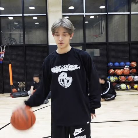 Heesung Basketball Jersey, Heeseung Basketball Pic, Heesung Basketball, Heeseung Playing Basketball, Heeseung Basketball, Lee Heesung, Koi No Yokan, Lee Heeseung