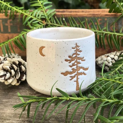 Porcelain Mugs Handmade, Tree Ceramics, Pottery Projects, Glaze Combos, Tree Mug, Ceramic Tree, Ceramic Stoneware, Tree Carving, Pottery Glazes