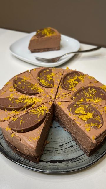 Chocolate Orange Cheesecake, Orange Cheesecake, Bourbon Biscuits, Terry's Chocolate Orange, Double Cream, Orange Christmas, Baking Recipe, Recipe Simple, Caster Sugar