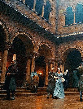 Alicent And Rhaenyra Gif, Alicent And Rhaenyra, Rhaenyra Gif, Rhaenyra And Alicent, Dragon Gif, Emily Carey, Prince Of Orange, Eve Best, Anthony Van Dyck