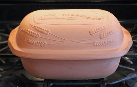 Bread Baking in a Clay Baker – Happy Acres Blog Clay Baking Dish, Clay Pot Cooking Recipes, Clay Pot Recipes, Sourdough Rye Bread, Clay Pot Cooking, Pita Pizza, Cinnamon Raisin Bread, Bread Starter, Clay Oven