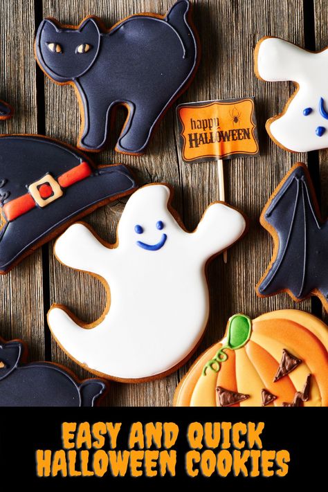 Scary Halloween Cookies, Easy Halloween Cookies Recipes, Easy Halloween Cookies, Halloween Cookie Recipes, Quick Cookies, Cookies Halloween, Halloween Cookies Decorated, Halloween Sugar Cookies, Halloween Cookie