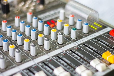 Black and Gray Audio Mixer · Free Stock Photo Live Sound Engineer, Behringer X32, Colorful Knobs, Audio Mixing, Audio Mixers, Mixing Console, Touch Screen Interface, Digital Signal Processing, Audio Engineer