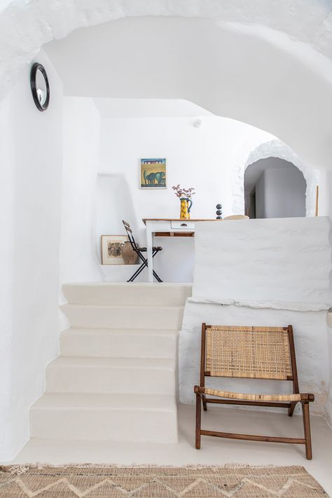 A Greek Summer Home on Tinos – THE STYLE FILES 1910 House, Tinos Greece, Architecture Traditional, Greek Summer, Elevated Bed, House White, Architectural Practice, Space Room, Summer Home