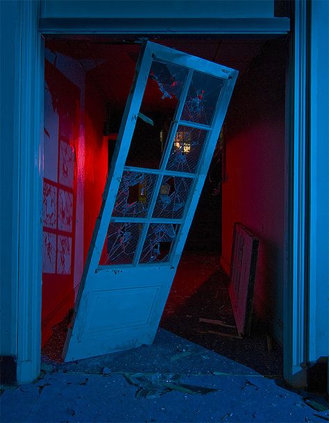 Blue Door Aesthetic, Blue And Red Photography, Dark Red And Blue Aesthetic, The Doors Aesthetic, Blue Lighting Reference, Red And Blue Lighting, Blue And Red Aesthetic, Blue Red Background, Red Blue Aesthetic