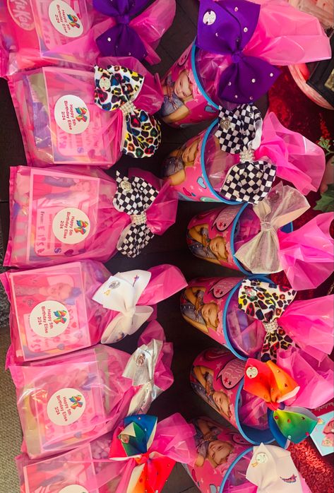 Jojo Siwa Party Favors, Jo Jo Siwa Party Ideas Decorations, Jojo Siwa Birthday Party Ideas Decoration, Jo Jo Siwa Party Ideas, Jojo Birthday Party Ideas, Jojo Siwa Birthday Party Ideas, 4th Birthday Theme, Hattie Mae, Jojo Siwa Birthday Party