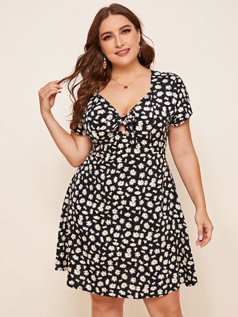 Pretty Sundresses, Sundress Plus Size, Halloween Costumes Plus Size, Plus Size Sundress, Shein Plus Size, Look Plus Size, High Low Blouse, Plus Size Halloween, Shein Dress