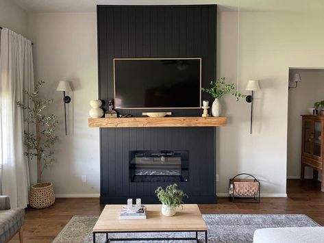 Black Floating Shelves Living Room, Black Gas Fireplace, Living Room Gas Fireplace, Dark Fireplace, Fireplace Styling, Shelves Living Room, Tv Area, Floating Shelves Living Room, Black Floating Shelves