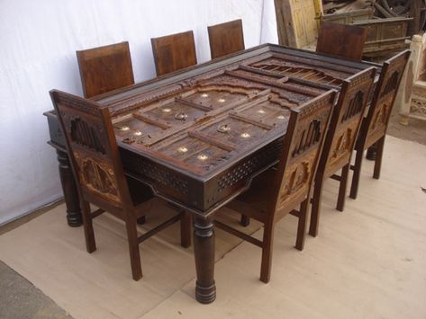 Arabian Furniture, Tables For Dining Room, Indian Dining Table, Traditional Lights, Door Dining Table, Royal Interior, Dining Table Wooden, Dining Table Ideas, Antique Dining Table