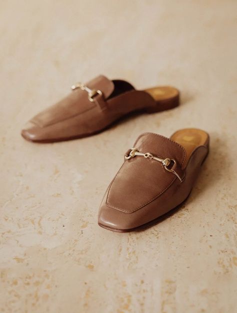 Women Sales - Loafers & Derbies Ballerina Trend, Mules Outfit, Mule Loafers, Brown Mules, Preppy Women, Chunky Loafers, Wedge Loafers, Taupe Leather, Patent Leather Loafers