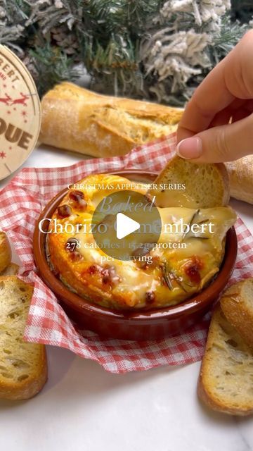 Baked Camembert, French Baguette, Sliced Baguette, Cracked Pepper, Christmas Appetizers, Croutons, Fresh Rosemary, Tray Bakes, Mozzarella