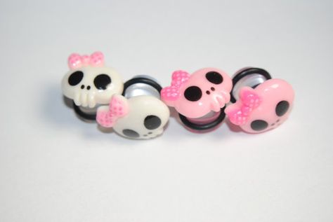 Skull with Bow 00g (10mm) Acrylic Plugs, Ear Gauges, Women, Pastel, Stretched Ears, Everyday, Creepy Cute, Plugs for Girls, CHOOSE COLOR Ear Gauges Jewelry, 2g Ear Stretch, Cute Ear Gauges, Cute Plugs Ears, Gages Ears, 0g Stretched Ears, 00g Stretched Ears, Small Ear Gauges, Cute Gauges