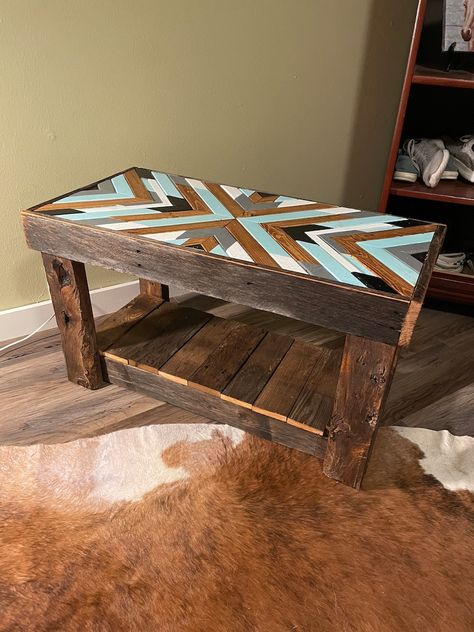 Aztec Table Top, Homemade Coffee Tables, Southwestern Furniture, Western Table, Western House, Barn Wood Art, Corner Tables, Pallet Wood Coffee Table, Woodwork Designs