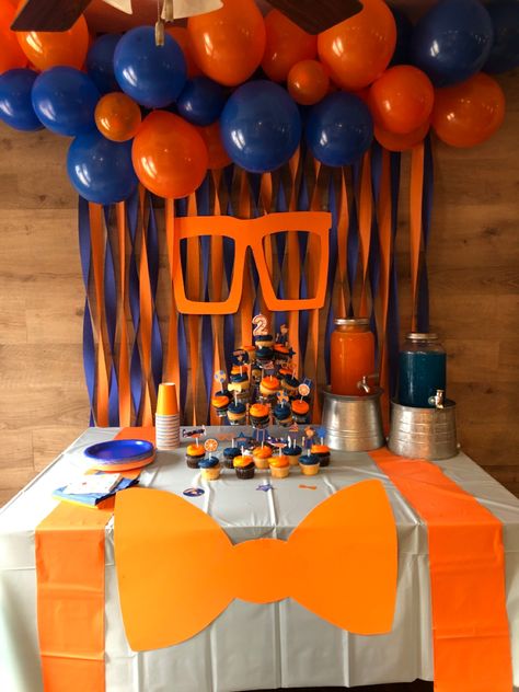 Blippi DIY birthday table decoration Blippi Party Ideas, Blippi Birthday Party, Blippi Party, Boy Birthday Party Themes, 2nd Birthday Party Themes, Party Pack, Birthday Printables, Third Birthday, 4th Birthday Parties