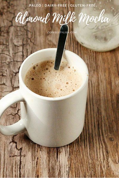 almond milk mocha Coffee Coconut Milk Recipes, Almond Milk Coffee Recipes, Coconut Milk In Coffee, Healthy Iced Mocha Recipe, Iced Coconut Milk Mocha Macchiato, Coffee With Almond Milk, Smoothie Bowl Vegan, Te Chai, Almond Milk Latte