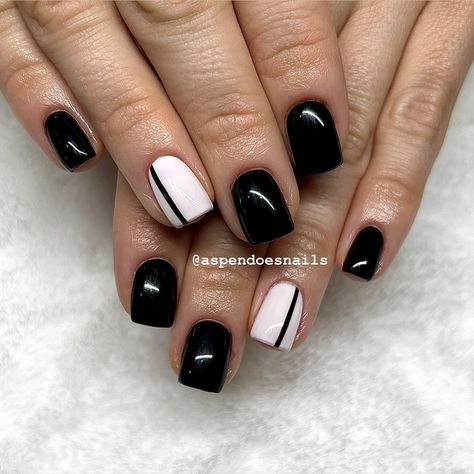 Simple & classy this time @styleswithsam_m 🖤✨ ——————————————————————— #gelnails #gardinermaine #gardinerme #gardinermenails #thehairlabmaine #hallowellnails #hallowellmaine #hallowellme #augustanails #augustamaine #augustamainenailsalon #augustamainenailtech #gardinermenailtech #randolphmaine #dresdenmaine #dresdenmenails #richmondmainenails #watervillemenails #winslowmainenails #watervillemaine #cutenailart # #trendynails #simplenails #holidaynails #thanksgivingnails #newyearnails #classyna... Hallowell Maine, Waterville Maine, Augusta Maine, Thanksgiving Nails, Cute Nail Art, Holiday Nails, Nail Tech, Trendy Nails, Simple Nails