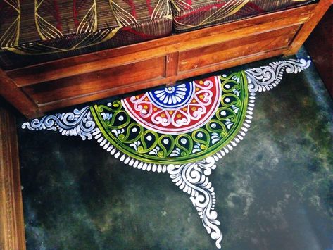 Permanent Rangoli With Paint, Rangoli With Paints On Floor, Oil Paint Rangoli Designs On Floor, Rangoli Painting On Floor, Paint Rangoli Designs On Floor, Painting Rangoli Design, Kolka Design, Rangoli Painting, Art Deco Curtains