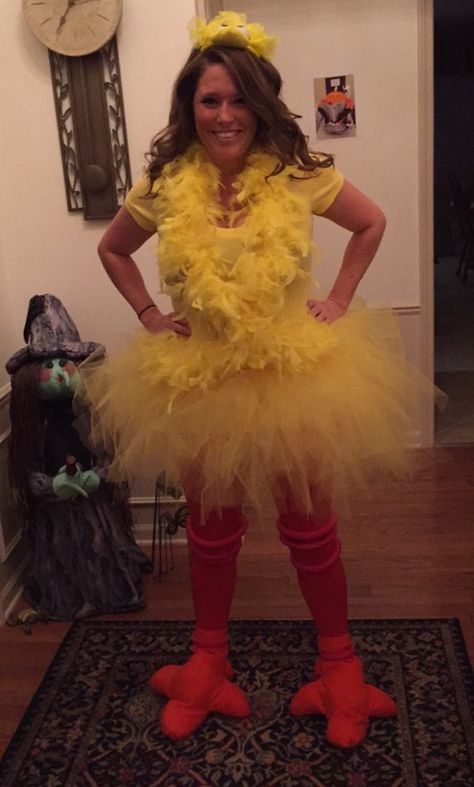 Big Bird Costume Womens, Diy Big Bird Costume Women, Diy Duck Costume For Women, Big Bird Costume Diy, Diy Chicken Costume Women, Duck Costume For Women, Yellow Costume Ideas, Bird Costume Women, Duck Costume Diy