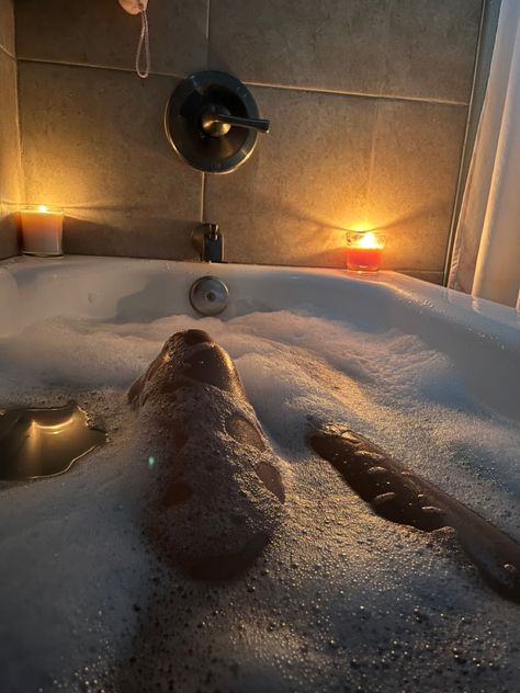 Bigger House, Aesthetic Bath, Bath Aesthetic, Video Call With Boyfriend Screen Photo, Chill Photos, Foto Poses, Small Bathrooms, Guardian Angels, Luxury Bath