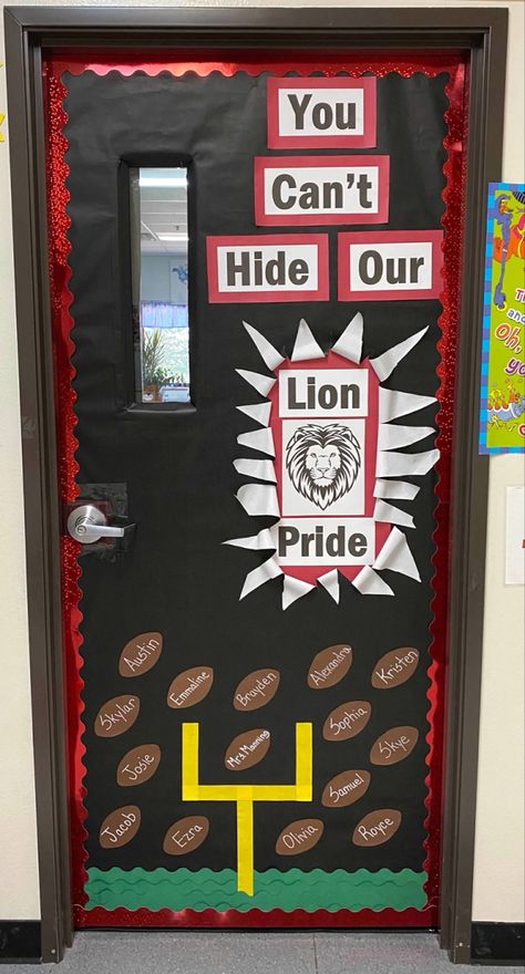 CTCS Homecoming 2021 Door I did for 2nd Grade School Spirit Classroom Doors, Spirit Week Door Decorations, Homecoming Classroom Door, Hoco Door Decorating, Homecoming Door Ideas, Homecoming Door Decorations, High School English Activities, 2024 Classroom, Pep Club