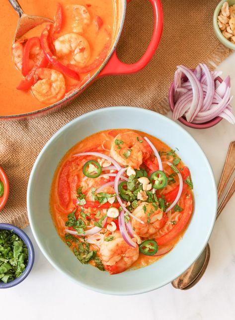 Thai Red Curry with Shrimp and Rice Noodles - Domesticate ME Shrimp And Rice Noodles, Red Curry Shrimp, Food Meaning, Drunken Noodles, Pad Thai Recipe, Shrimp And Rice, Cheap Healthy, Noodle Dishes, Noodle Recipes