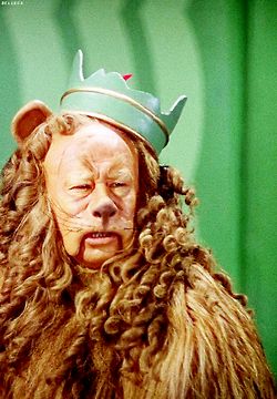 "If I were King of the Forest.." -Cowardly Lion New Moon In Leo, King Of The Forest, Wizard Of Oz Characters, Wizard Of Oz Movie, Wizard Of Oz 1939, Moon In Leo, Wicked Witch Of The West, Cowardly Lion, Glinda The Good Witch