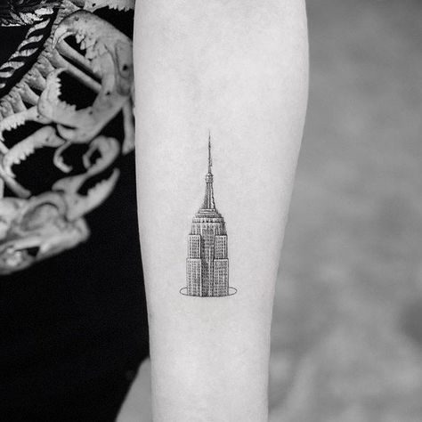 Single needle Empire State Building tattoo. Pisa Tattoo, Empire State Building Tattoo, Buildings Tattoo, Architectural Tattoo, Building Tattoos, Building Tattoo, State Tattoos, Coordinates Tattoo, New York Tattoo