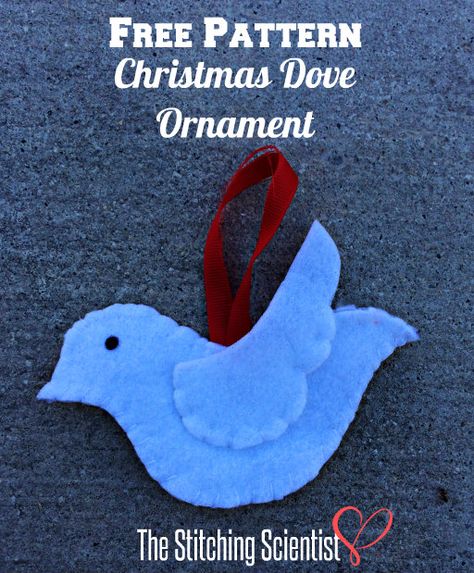 Blue White Office, Diy Baby Mobile Girl, Chrismon Tree, Christmas Doves, Dove Pattern, Office Tree, Class Christmas Gifts, Sewn Christmas Ornaments, Felt Birds Ornaments