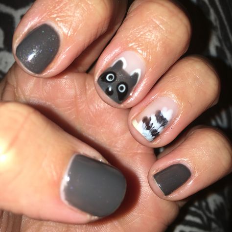 Raccoon nail art Raccoon Nails, Raccoon Art, Animal Nail Art, Nail Blue, Nail Pictures, Grunge Nails, Cute Raccoon, Animal Nails, Soft Nails