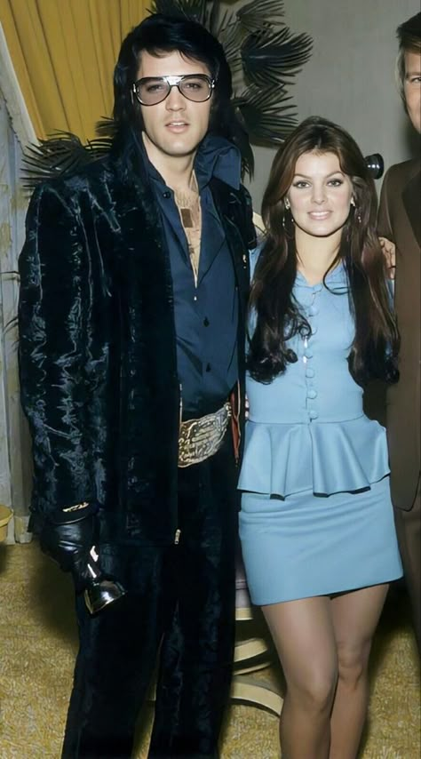 Priscilla Outfits, Priscilla Presley Style, Priscilla Presley Aesthetic, Young Priscilla Presley, Priscilla And Elvis, Elvis Presley Austin Butler, Elvis Costume, Outfits 60s, Priscilla Beaulieu