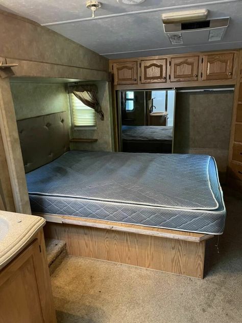 Camper Bedroom Remodel, Rv Bunkhouse Remodel, Camper Bedroom Ideas, Rv Bedroom Makeover, Rv Color Schemes, Fifth Wheel Remodel, Rv Bedroom Ideas, Rv Bedroom Remodel, Rv Makeover Ideas