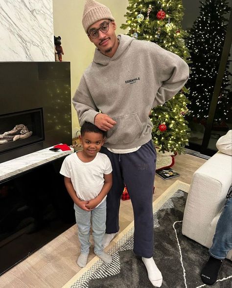 Jordan Poole House, Jordan Poole Boyfriend Material, Tunnel Fits, Basketball Collection, Cute Tomboy Outfits, Buddy Valastro, Jordan Poole, Streetwear Outfit Ideas, Nba Outfit