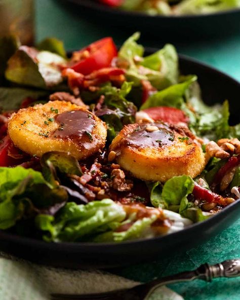 Warm French Goat's Cheese Salad (Salade de Chêvre Chaud) Duck Confit Recipe, Warm Goat Cheese Salad, Confit Recipes, Fried Goat Cheese, Hot Cheese, Duck Confit, Recipetin Eats, Recipe Tin, French Dishes