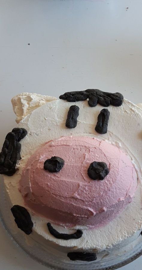 aesthetic cow cake, birthday cake Cow Cake Aesthetic, Cow Shaped Cake, Strawberry Cow Cake, Cow Face Cake, Cow Cake Birthday, Aesthetic Cow, Cow Cake, Cow Cakes, Cake Birthday Cake