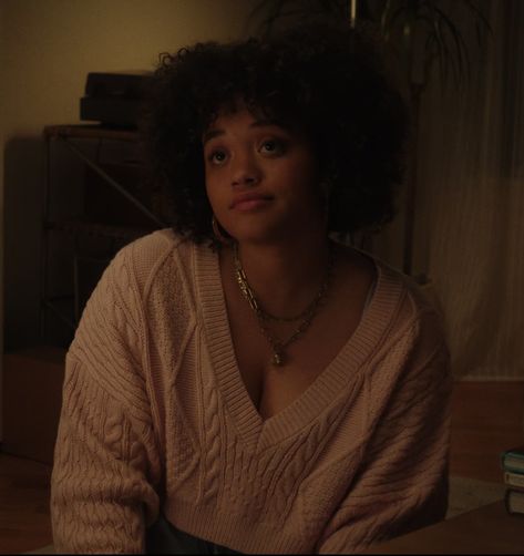 Pink Knit V-Neck Crop Sweater of Kiersey Clemons as Brittany in Am I OK (2022) | Cinematic Outfits Kiersey Clemons Gif, Kiersey Clemons And Dove Cameron, Nathalie Emmanuel Thomas Doherty, Cozy Pink Knit Cropped Sweater, Pink Textured Knit Cropped Sweater, Kiersey Clemons, Am I Ok, Movie Black, Black Combat Boots