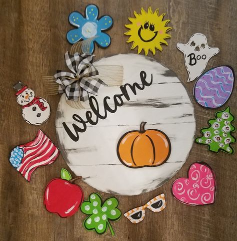 Soccer Wreath, Interchangeable Door Hanger, Mason Jar Door Hanger, Door Wedge, Hanger Wedding, Gnome Door, Black Wreath, Door Hangers Diy, Summer Door Hanger