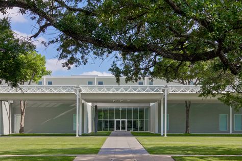 The Menil Collection in Houston, Texas Explore Houston, Things To Do In Houston, Traveling Mom, Free Things To Do, Free Things, Museum Of Fine Arts, Science And Nature, Summer 2022, Summer Travel